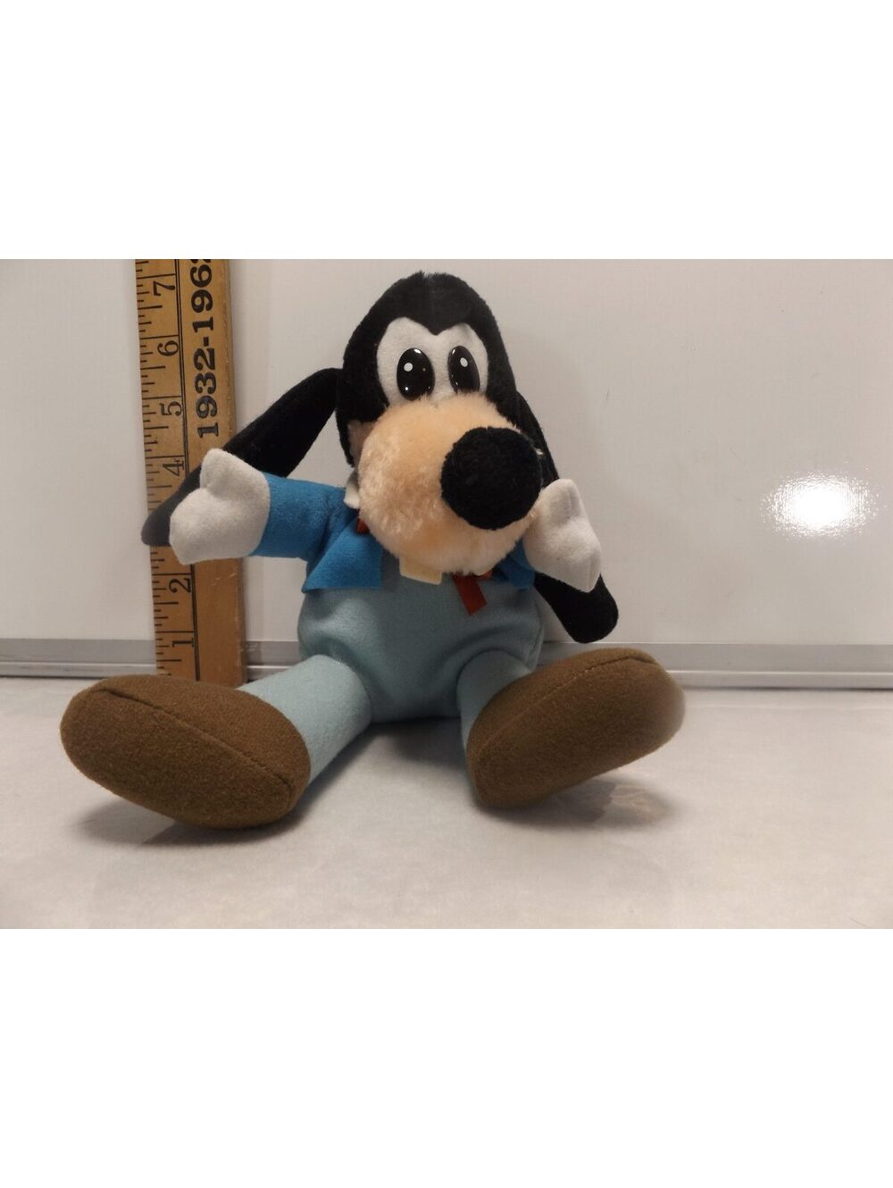 Vintage Mickeys Christmas Carol Goofy Plush Walt Disney Productions Korea